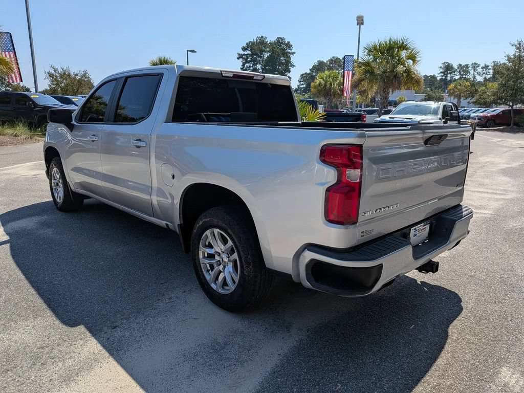 Used 2021 Chevrolet Silverado 1500 RST AWD/4WD image 6