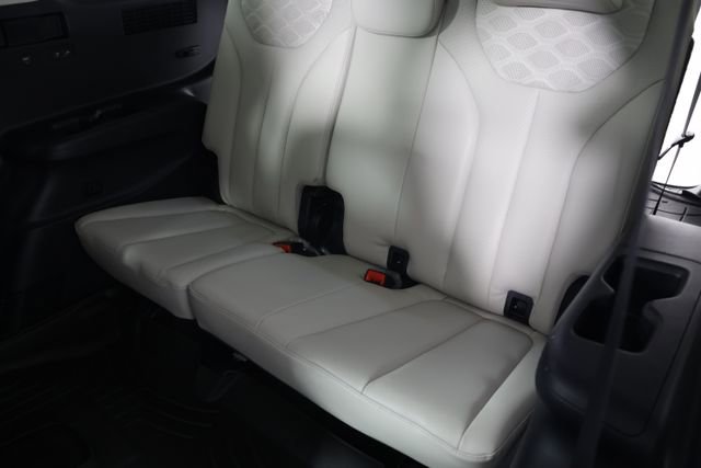 Used 2022 Hyundai Palisade Calligraphy image 22