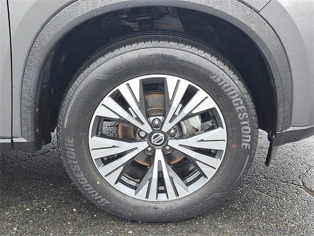 Used 2021 Nissan Rogue SV image 8