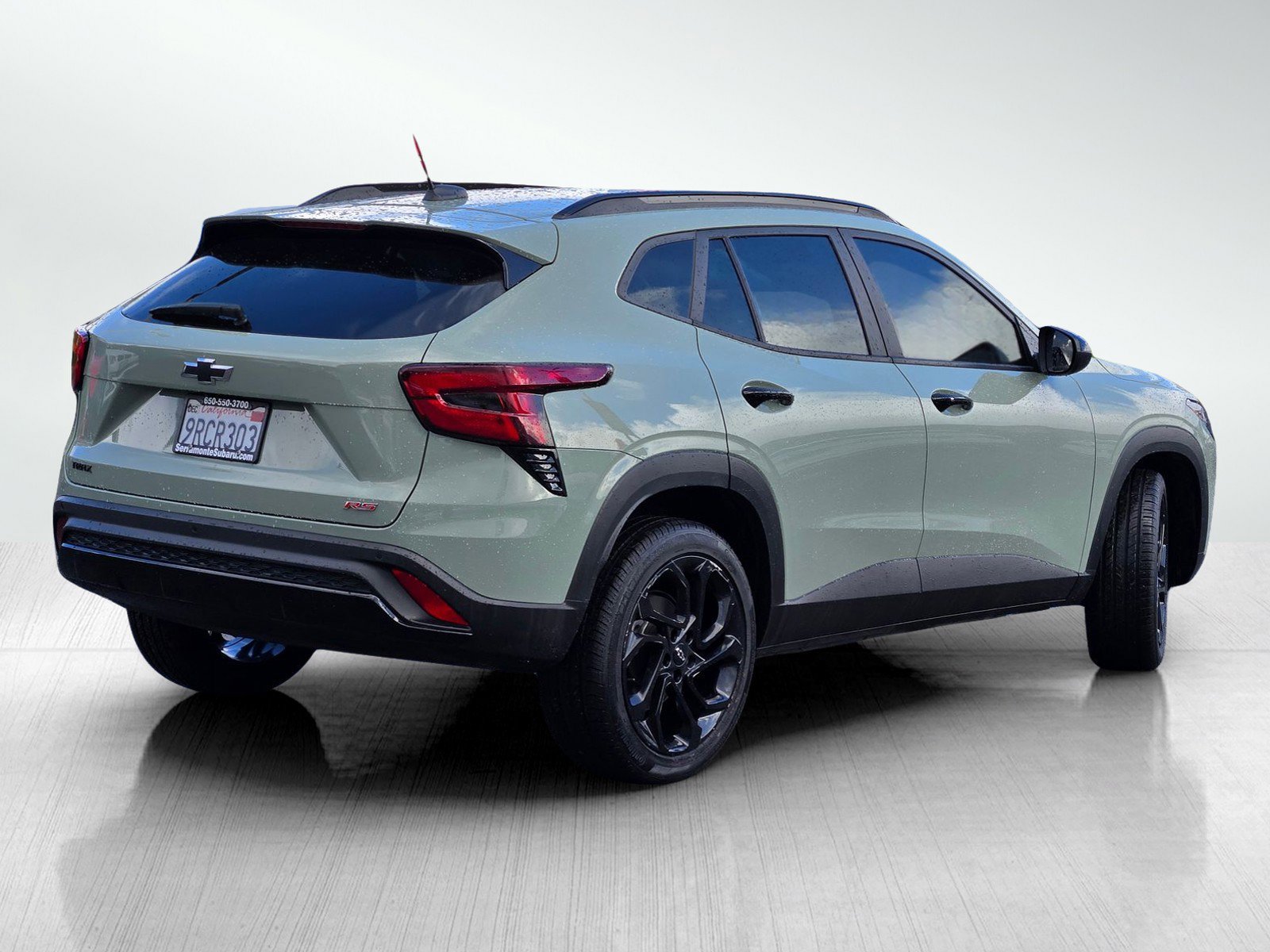 Used 2024 Chevrolet Trax RS w/ Sunroof Package image 4