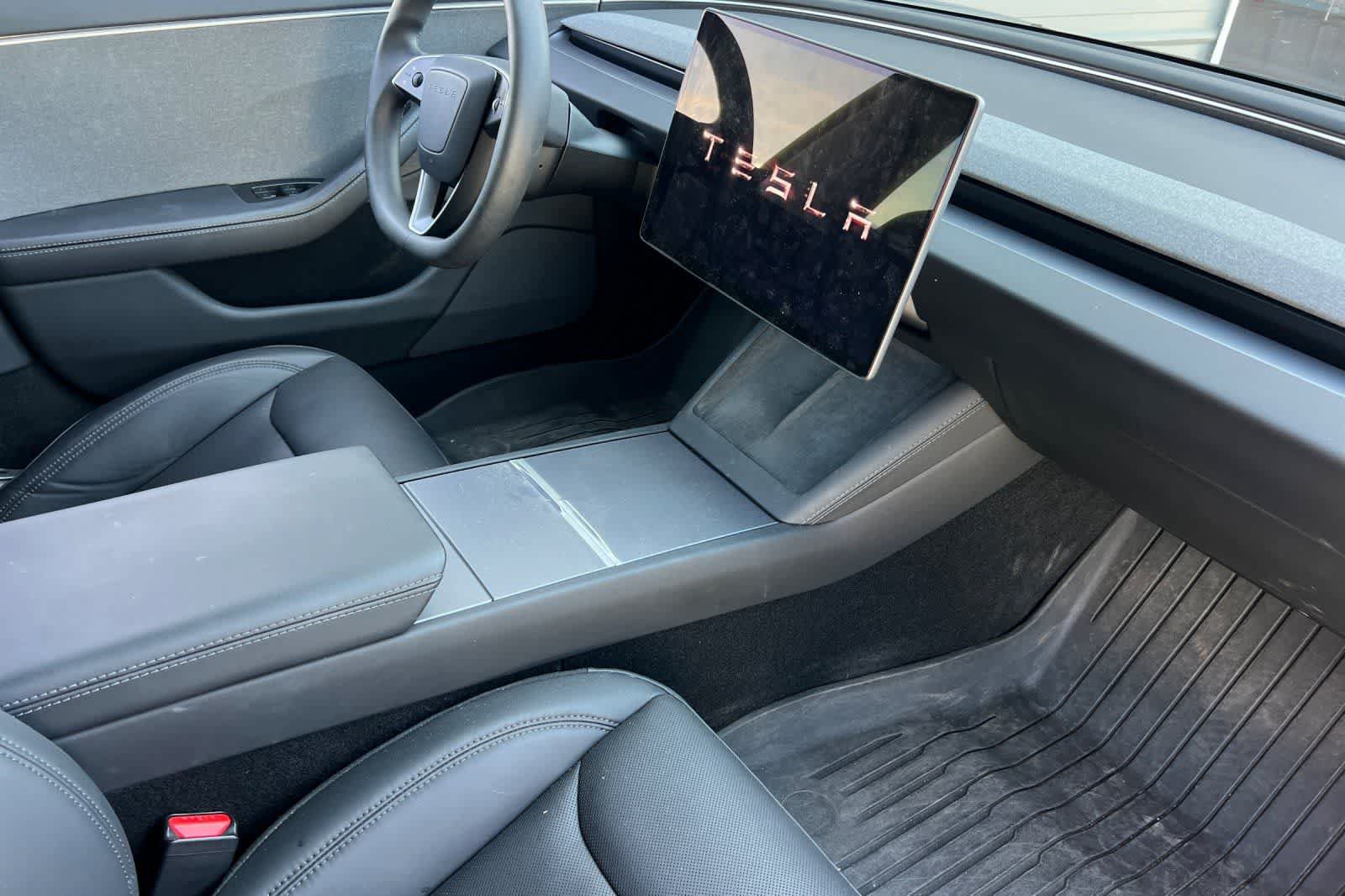 Used 2025 Tesla Model 3 Long Range RWD image 17