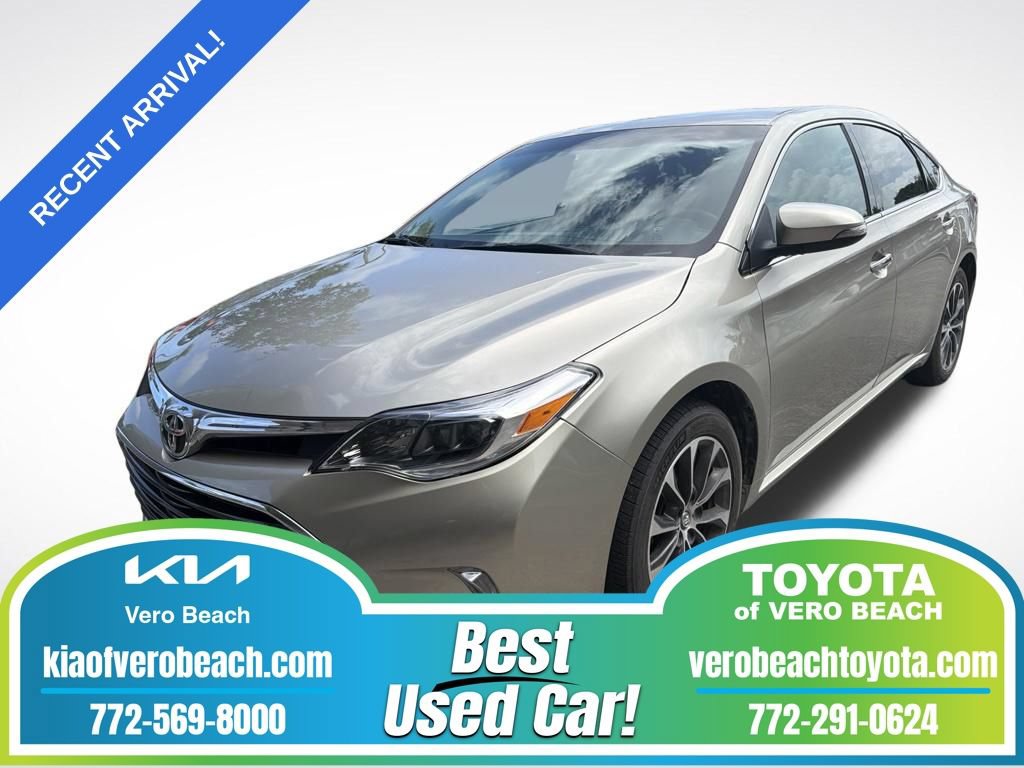Used 2016 Toyota Avalon XLE FWD image 1