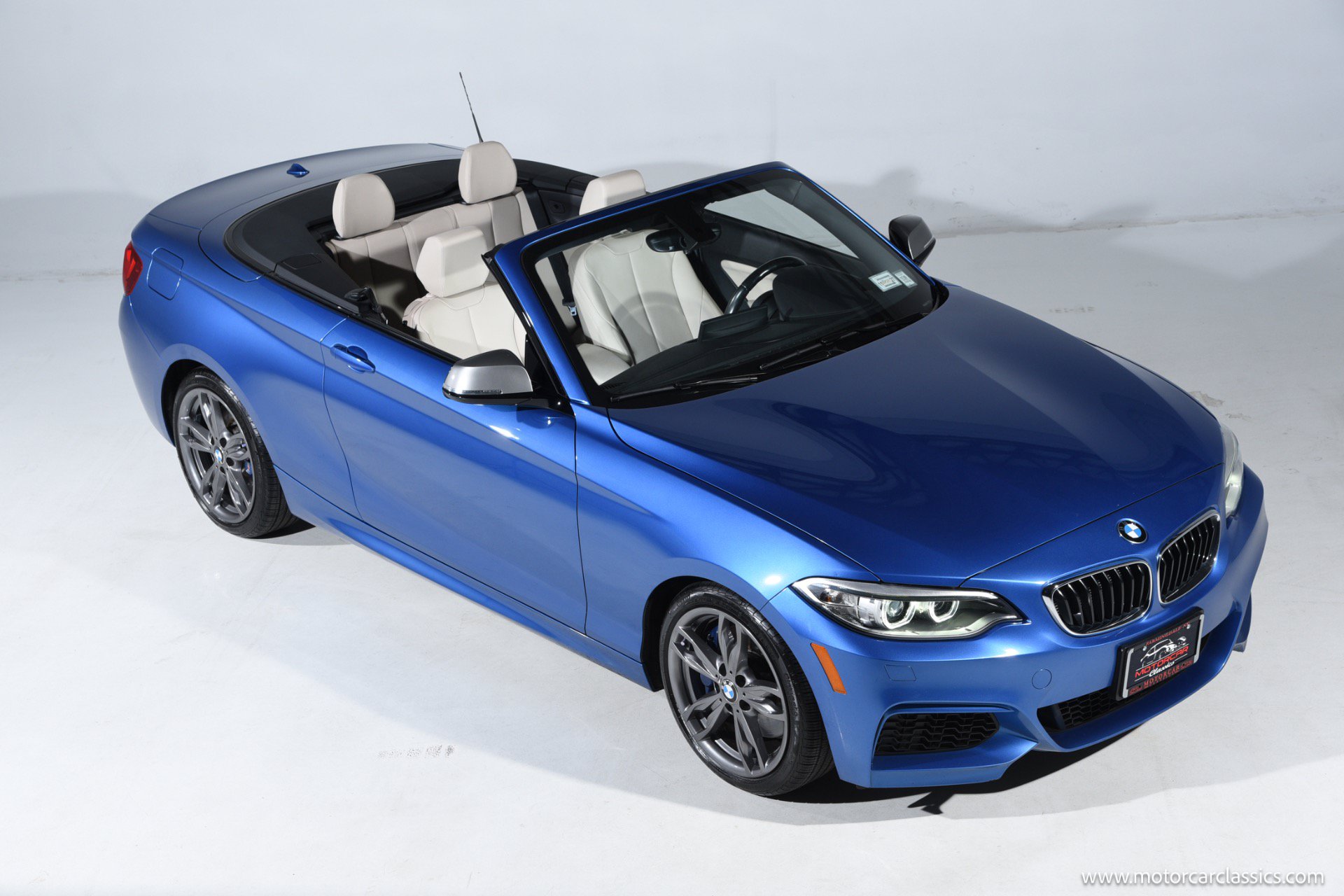 Used 2016 BMW M235i xDrive Convertible AWD/4WD image 10