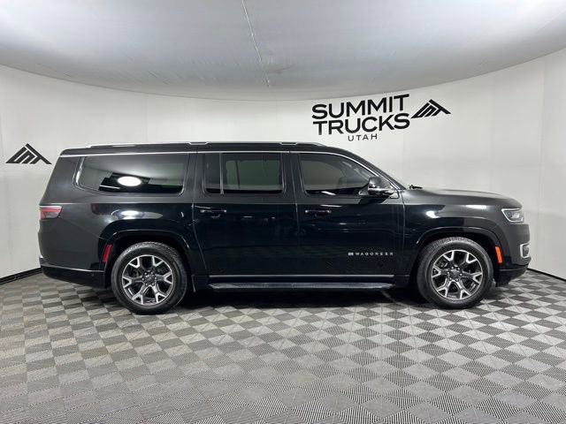 Used 2023 Jeep Wagoneer L Series III w/ Convenience Group I AWD/4WD image 11