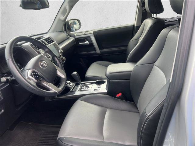 Used 2024 Toyota 4Runner SR5 Premium w/ Moonroof Package AWD/4WD image 9