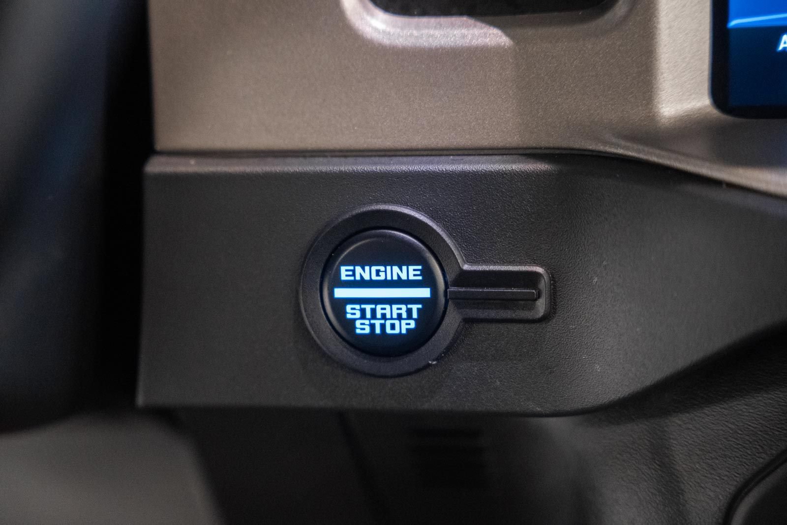 Certified 2025 Ford Bronco Outer Banks AWD/4WD image 33