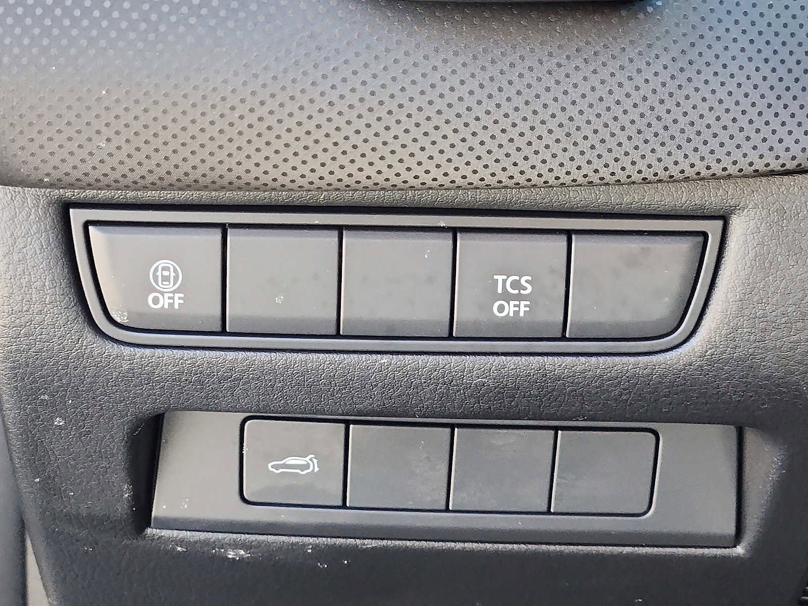 Used 2025 MAZDA CX-50 AWD 2.5 S w/ Premium Package image 26