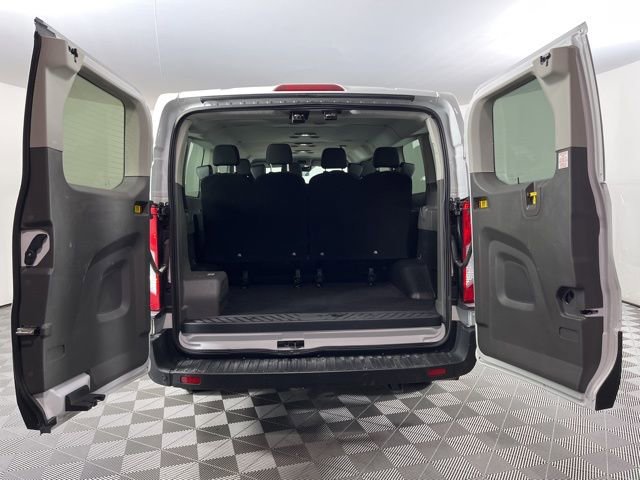 Used 2024 Ford Transit 350 XLT image 40