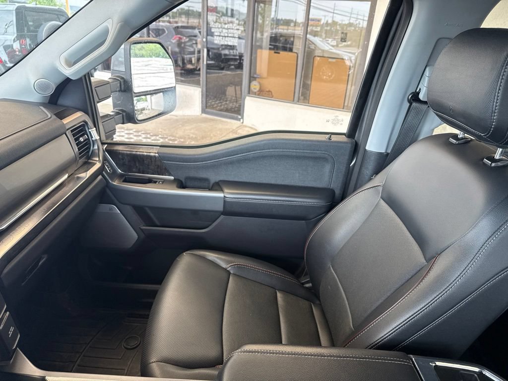 Used 2023 Ford F250 Lariat w/ Lariat Ultimate Package AWD/4WD image 24