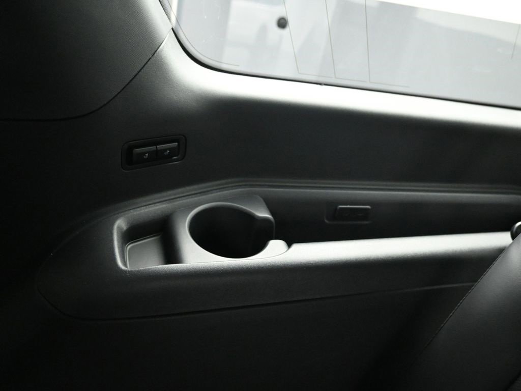 New 2025 Ford Expedition Max Platinum w/ Stealth Performance Package image 25