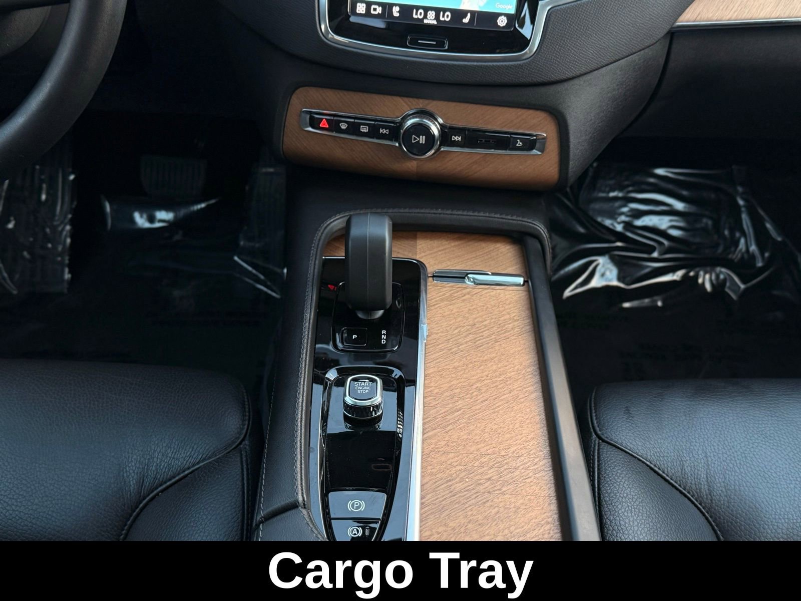 Used 2023 Volvo XC90 T8 Plus image 24