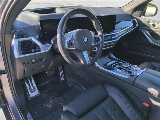Used 2023 BMW X7 xDrive40i w/ M Sport Package image 10