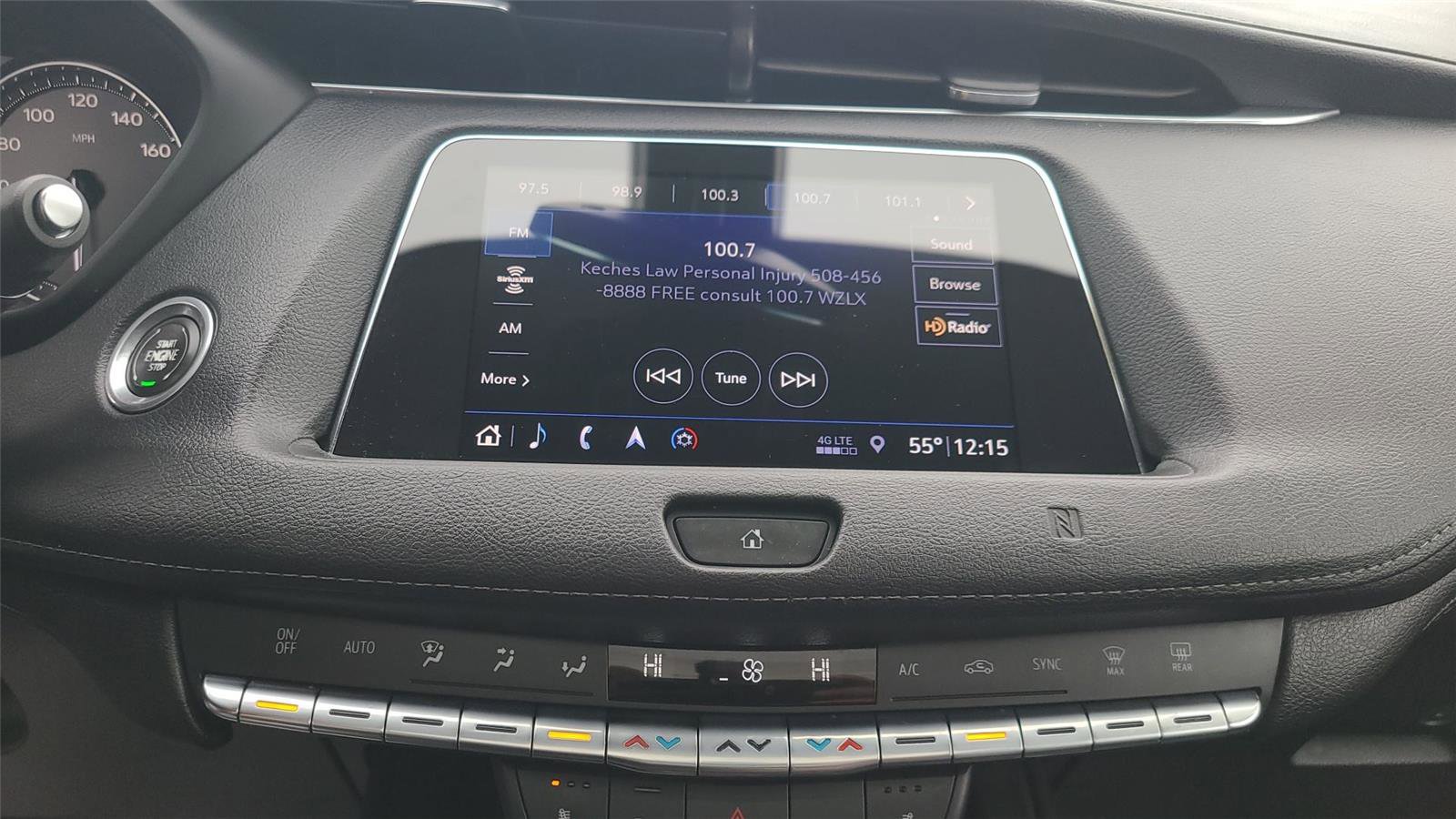 Used 2019 Cadillac XT4 Premium Luxury AWD/4WD image 19