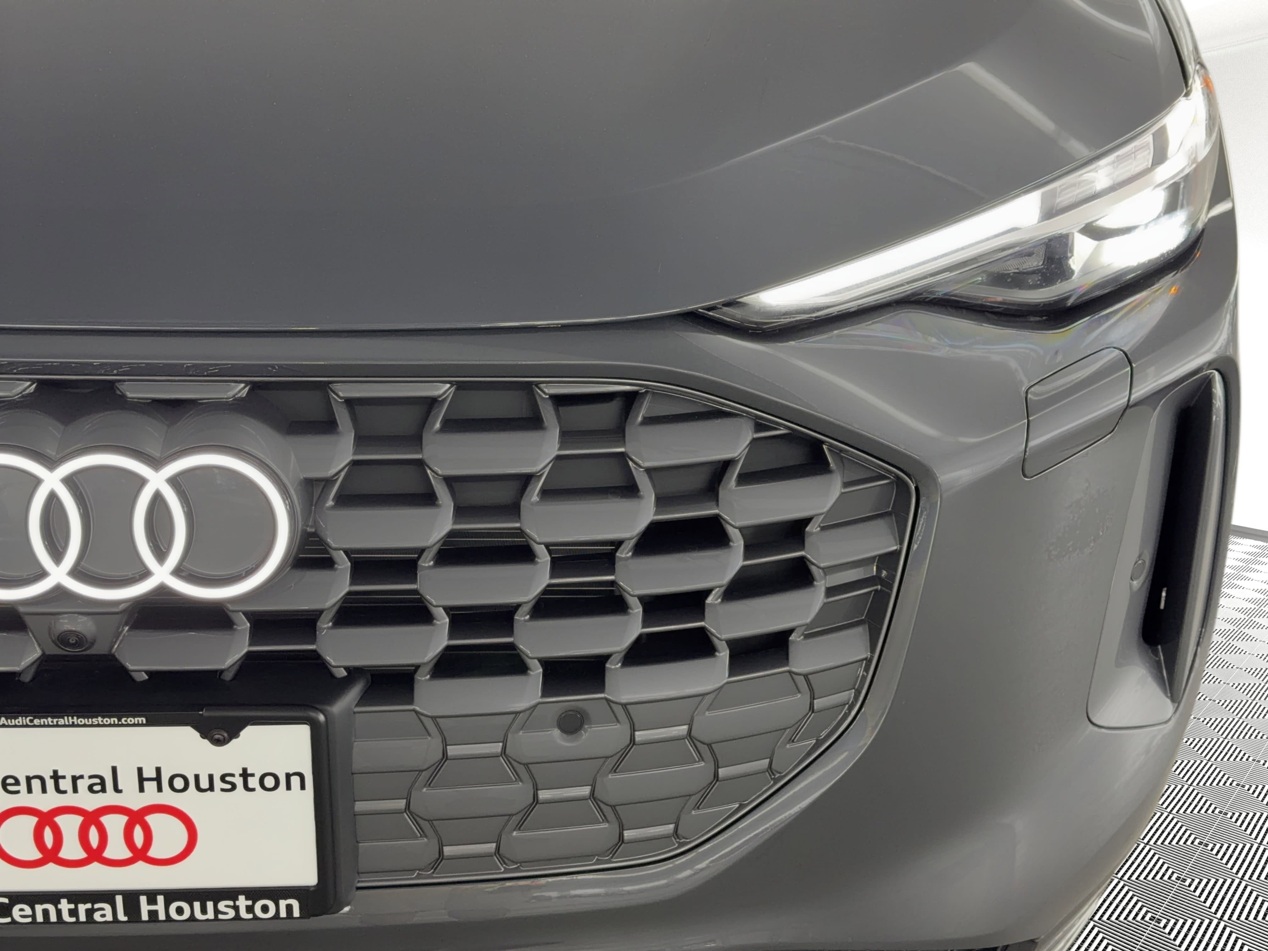 New 2026 Audi Q5 Premium Plus image 11