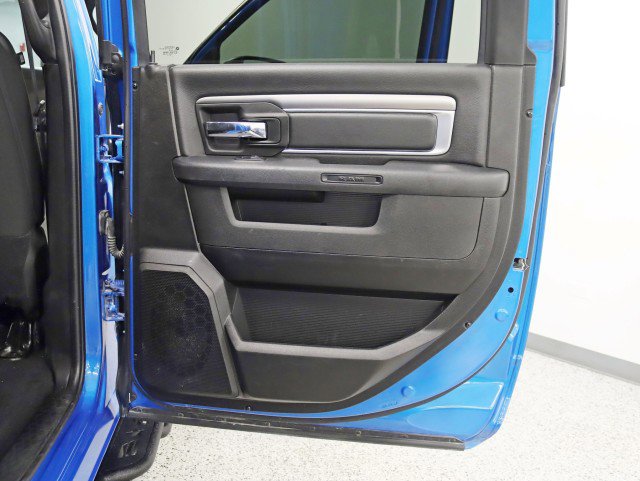 Used 2024 RAM 1500 Classic Warlock image 32