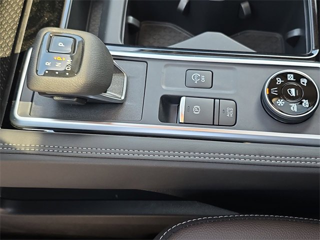 Used 2025 Nissan Pathfinder Platinum w/ Cargo Package image 20