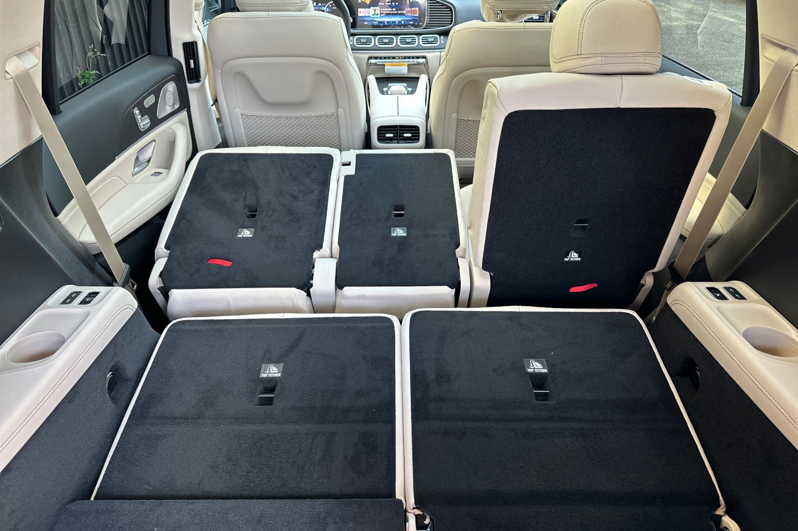 New 2026 Mercedes-Benz GLS 450 4MATIC image 15