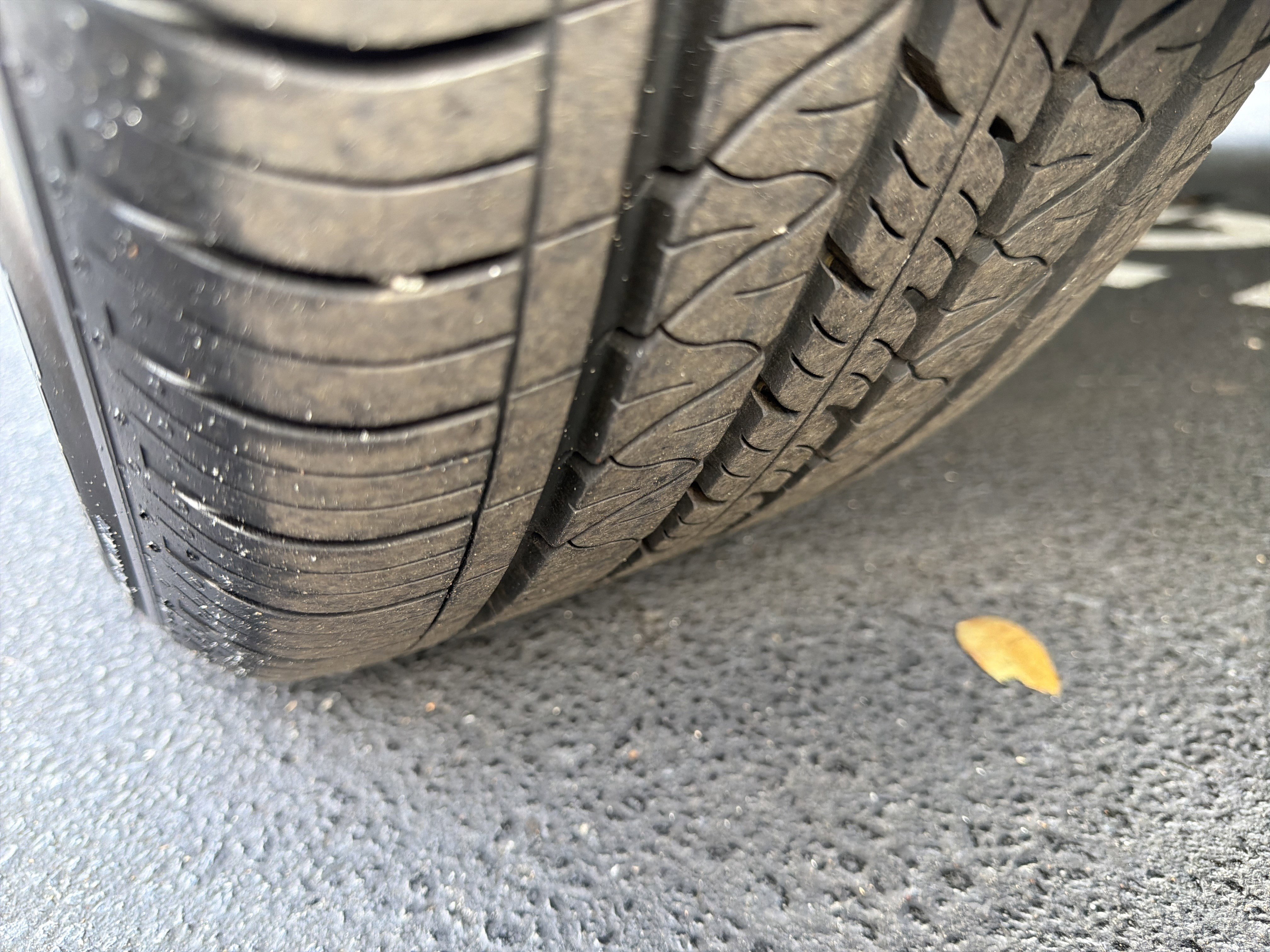 Certified 2022 Volvo XC40 P8 Recharge Plus image 12