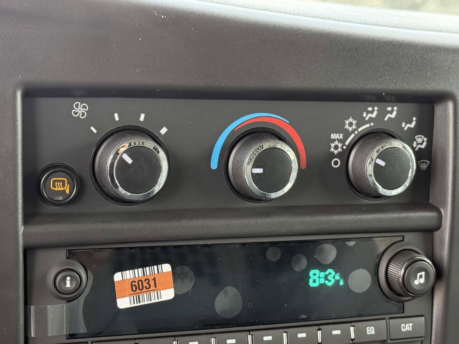 New 2025 Chevrolet Express 3500 Extended RWD image 10