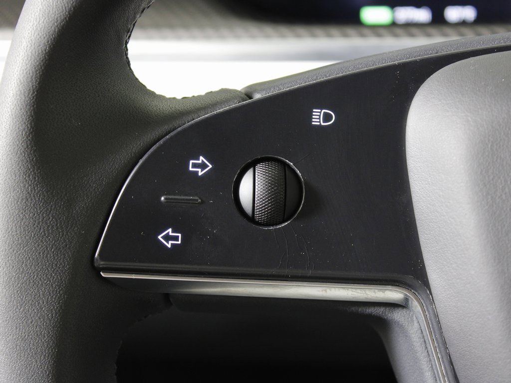 Used 2022 Tesla Model S Plaid image 22