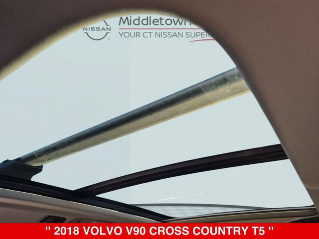 Used 2018 Volvo V90 T5 Cross Country w/ Convenience Package AWD/4WD image 29