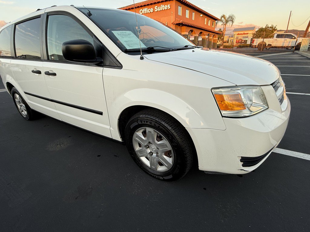 Used 2009 Dodge Grand Caravan image 7