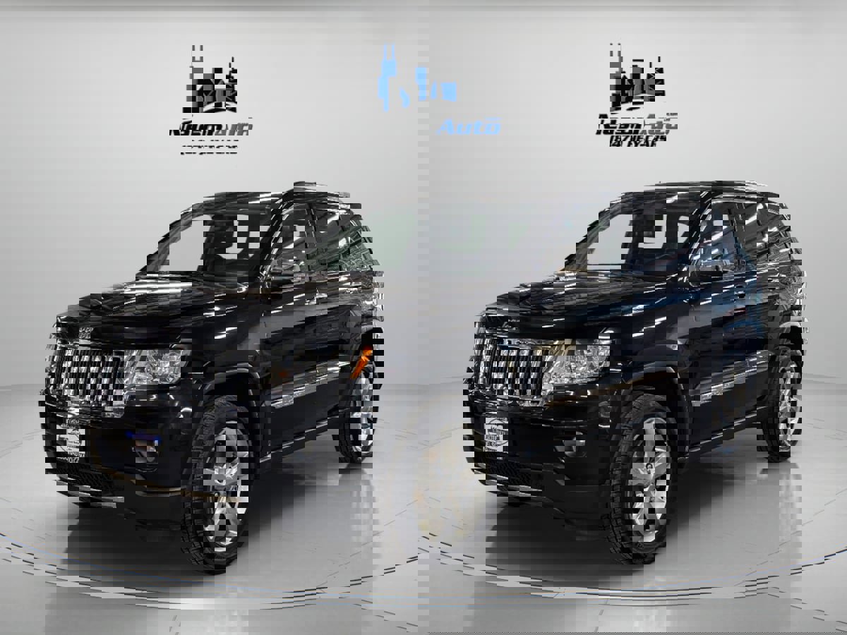 Used 2013 Jeep Grand Cherokee Limited w/ Trailer Tow Group image 10