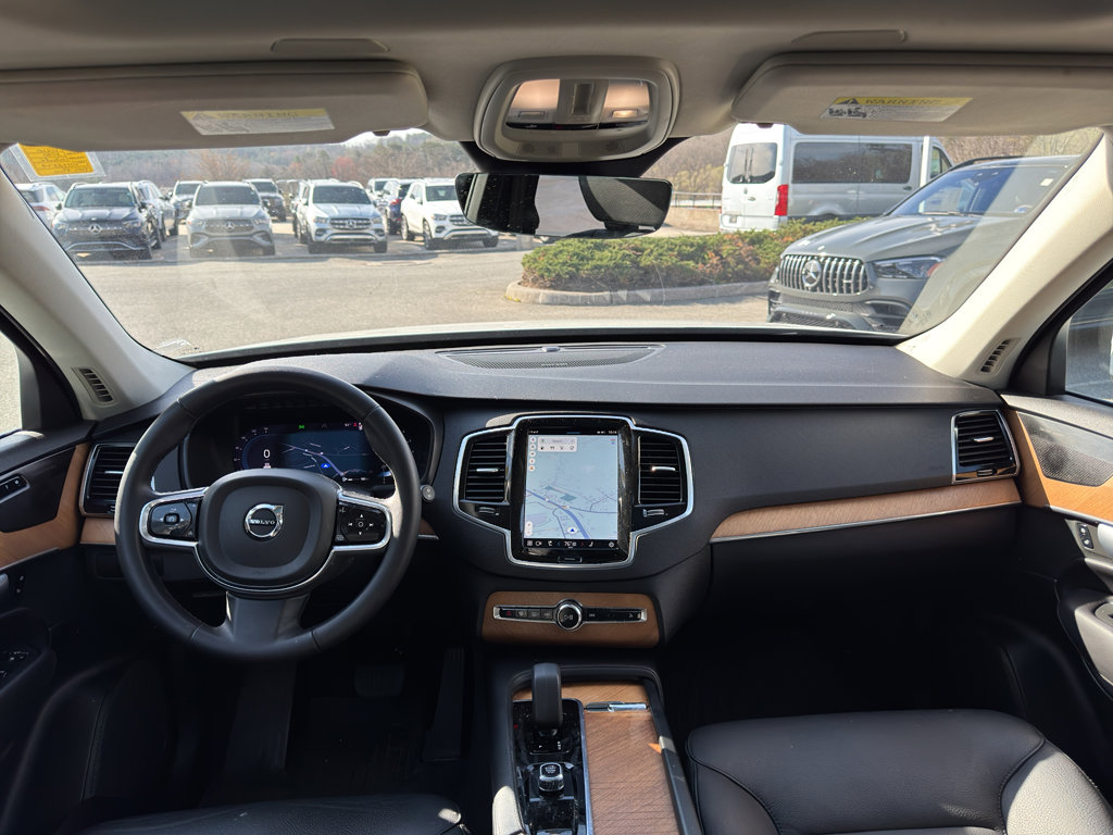 Certified 2024 Volvo XC90 B5 Plus w/ Protection Package Premier image 13