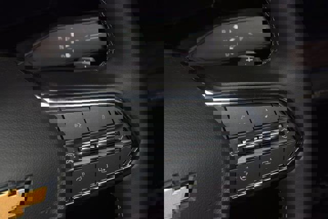 New 2026 Chevrolet Suburban Premier image 37