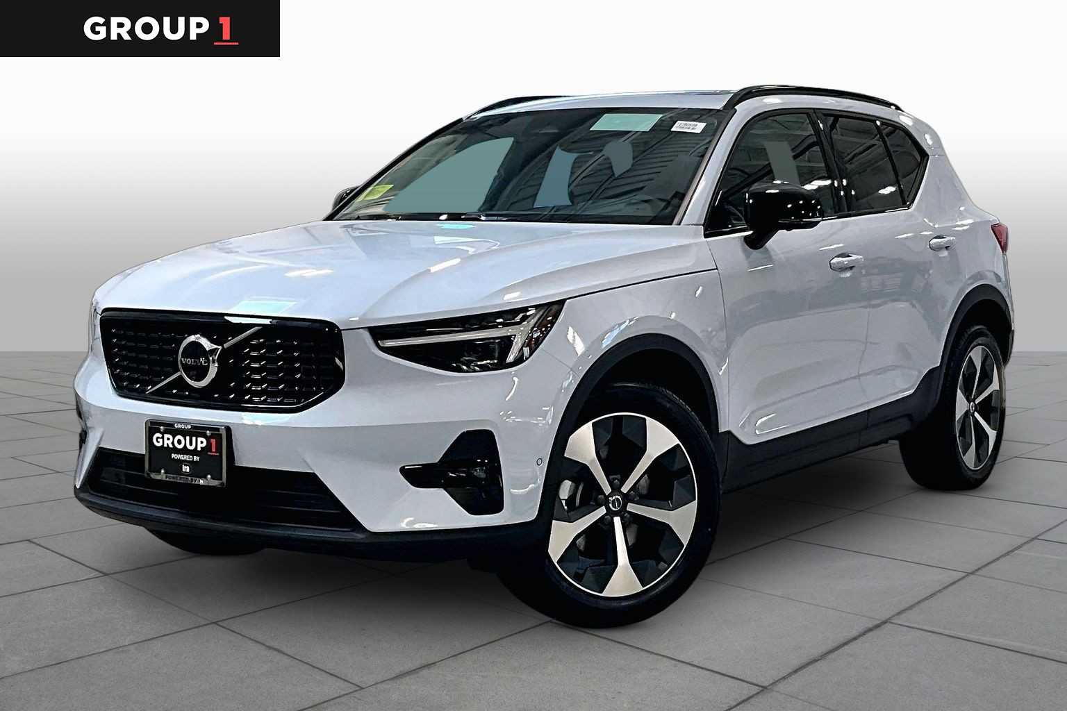New 2026 Volvo XC40 B5 Plus w/ Protection Package Premier AWD/4WD image 1