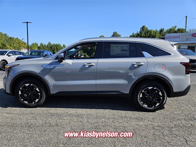 New 2026 Kia Sorento S image 4