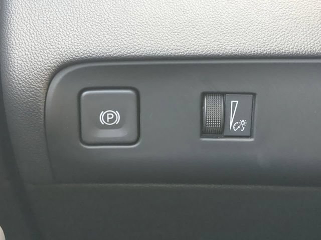 Used 2023 Buick Enclave Essence FWD image 29