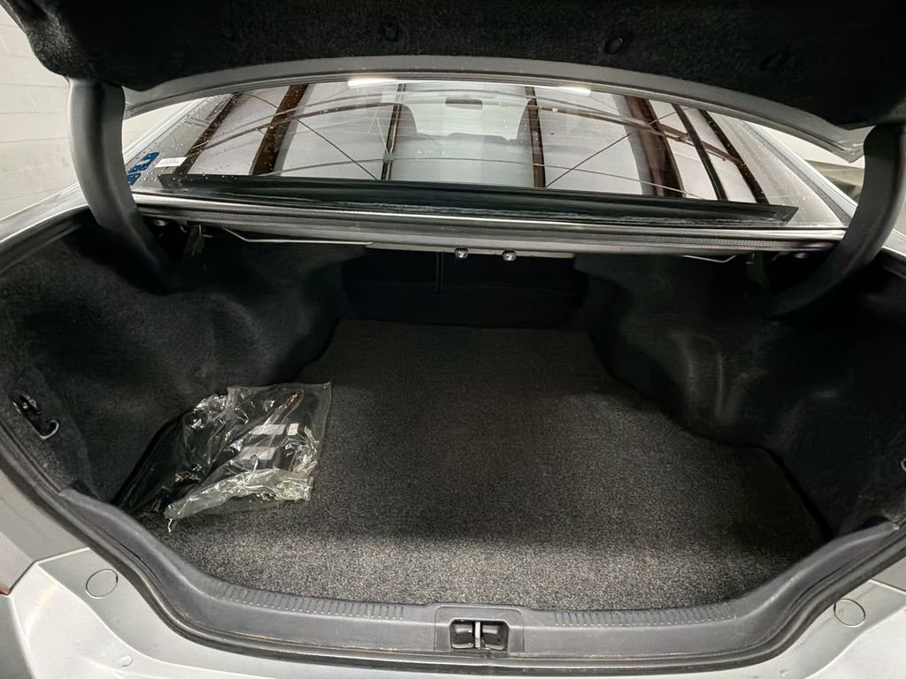 Used 2016 Toyota Camry LE image 22