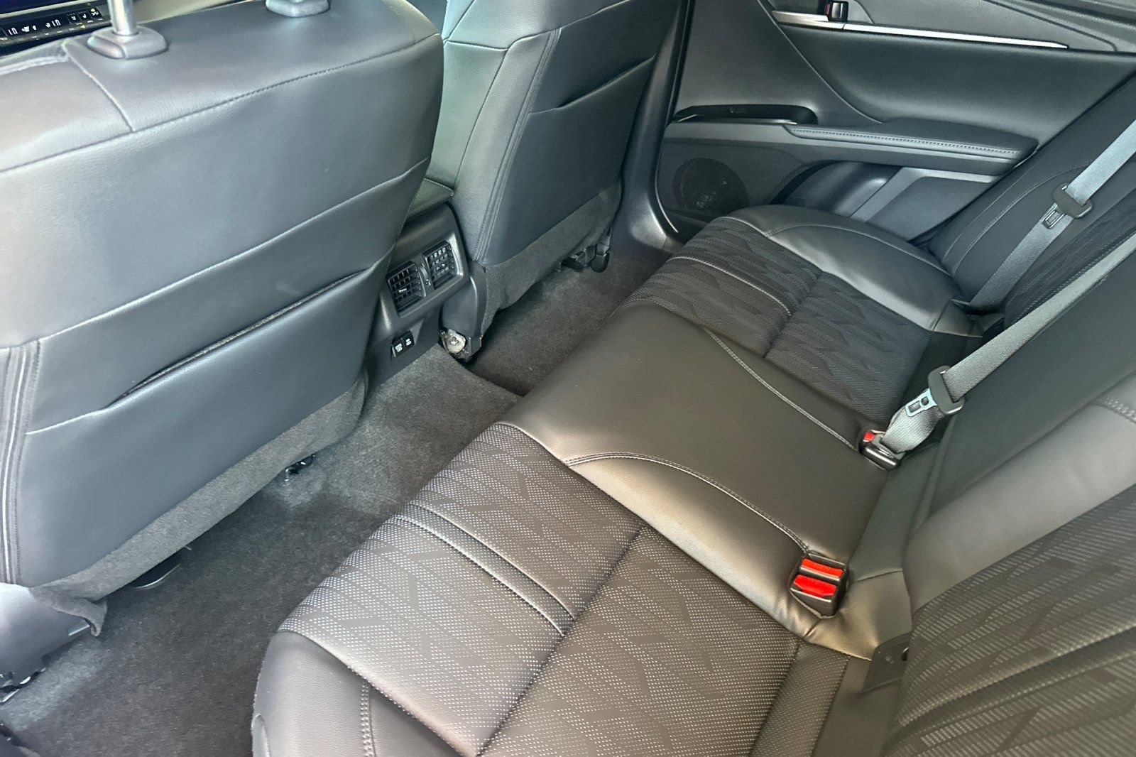 Used 2026 Toyota Camry XSE w/ Premium Plus Package FWD image 14