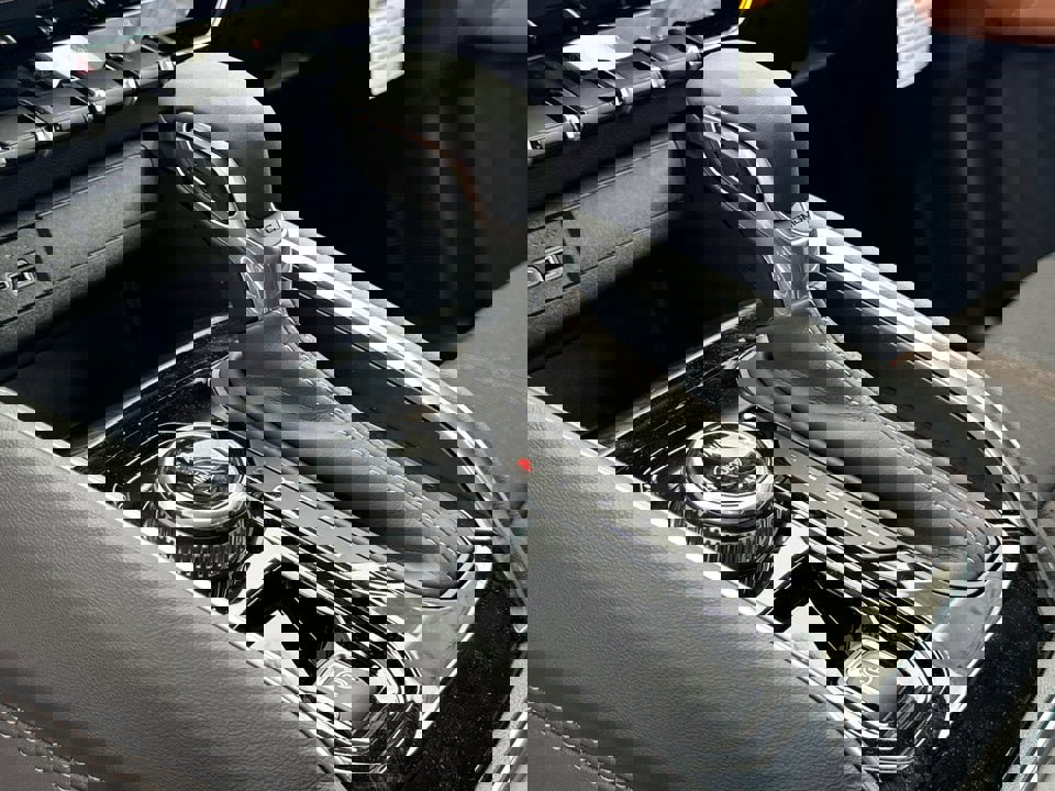 Used 2025 GMC Canyon AT4 image 29