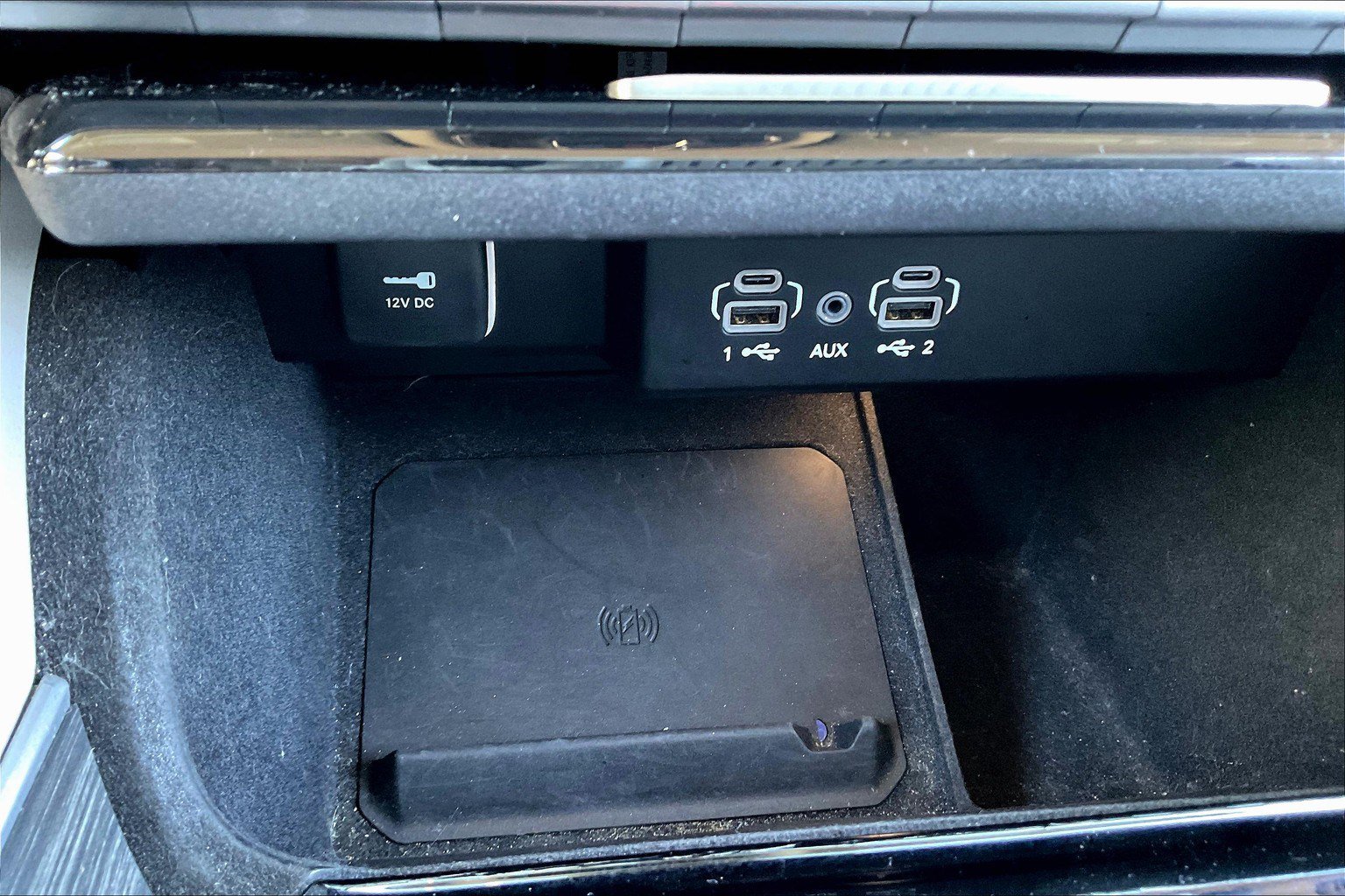 Used 2024 Jeep Wagoneer Series II w/ Flexible Seating Group image 20