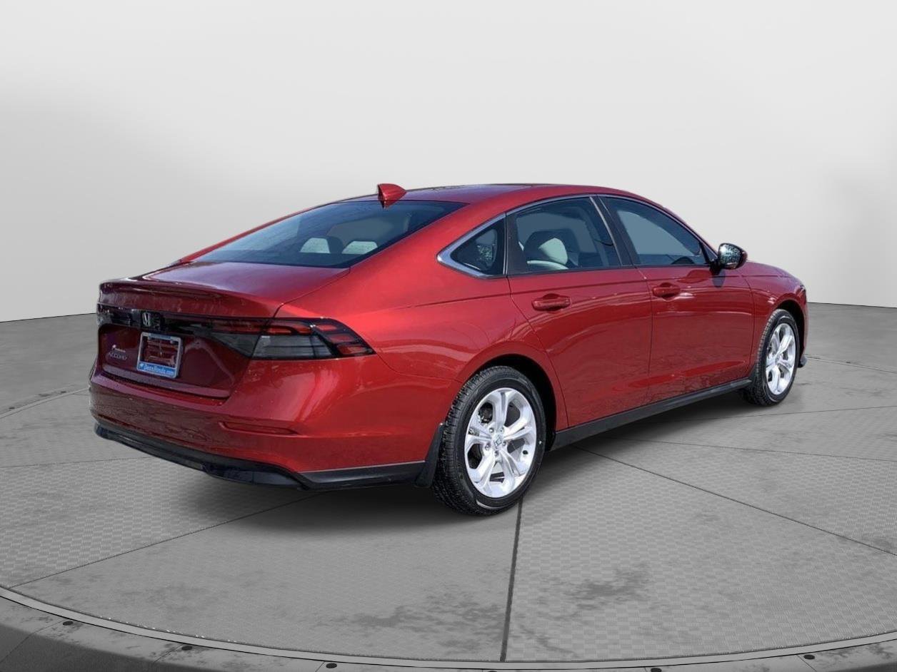 Used 2023 Honda Accord LX image 3