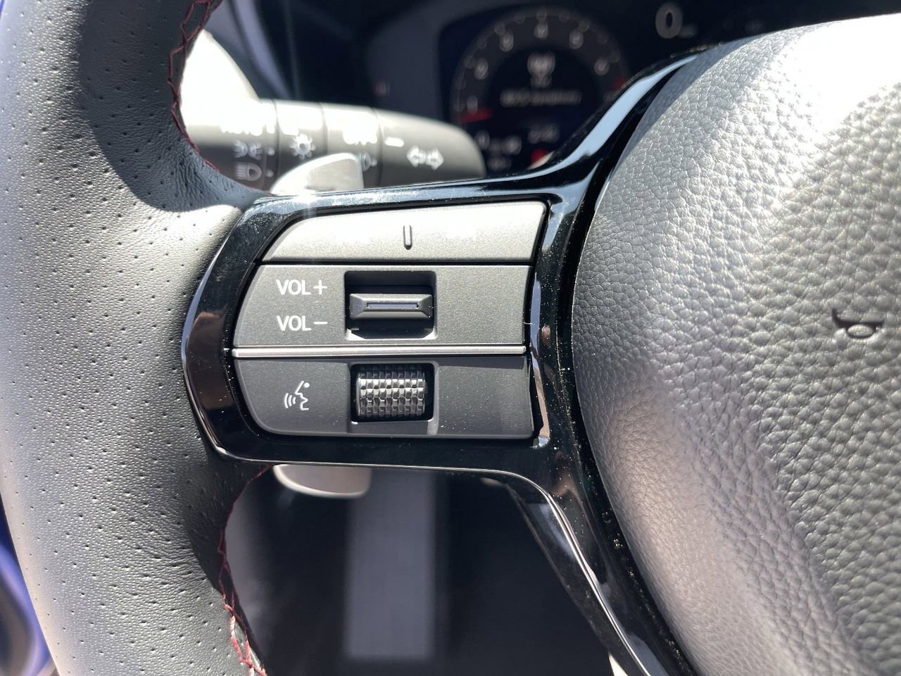 New 2025 Acura ADX A-Spec image 32