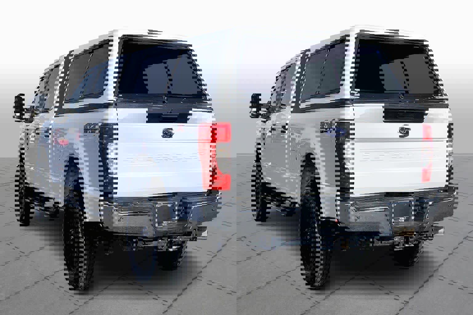 Used 2022 Ford F250 XL w/ Power Equipment Group image 12