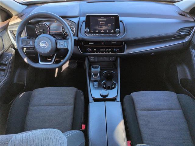 Used 2021 Nissan Rogue SV image 17