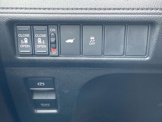 Used 2025 Honda Odyssey Sport-L image 17