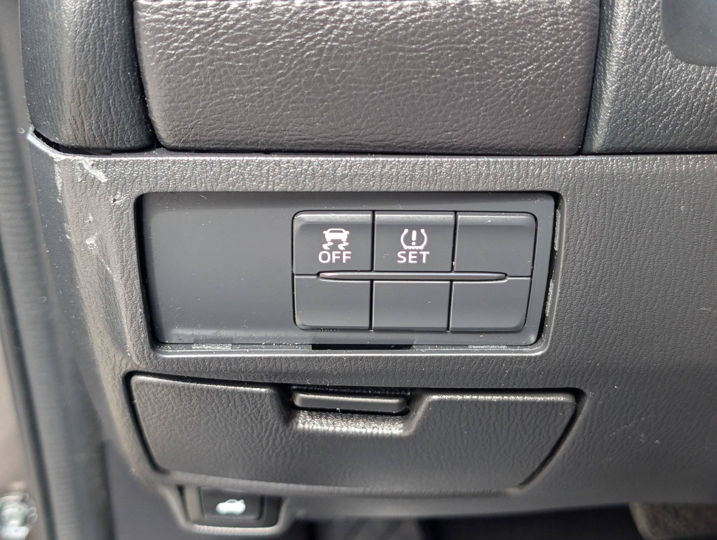 Used 2016 MAZDA MAZDA6 Sport FWD image 18