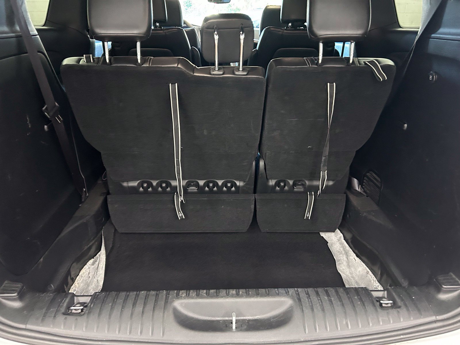 Used 2025 Chrysler Pacifica Select FWD image 29