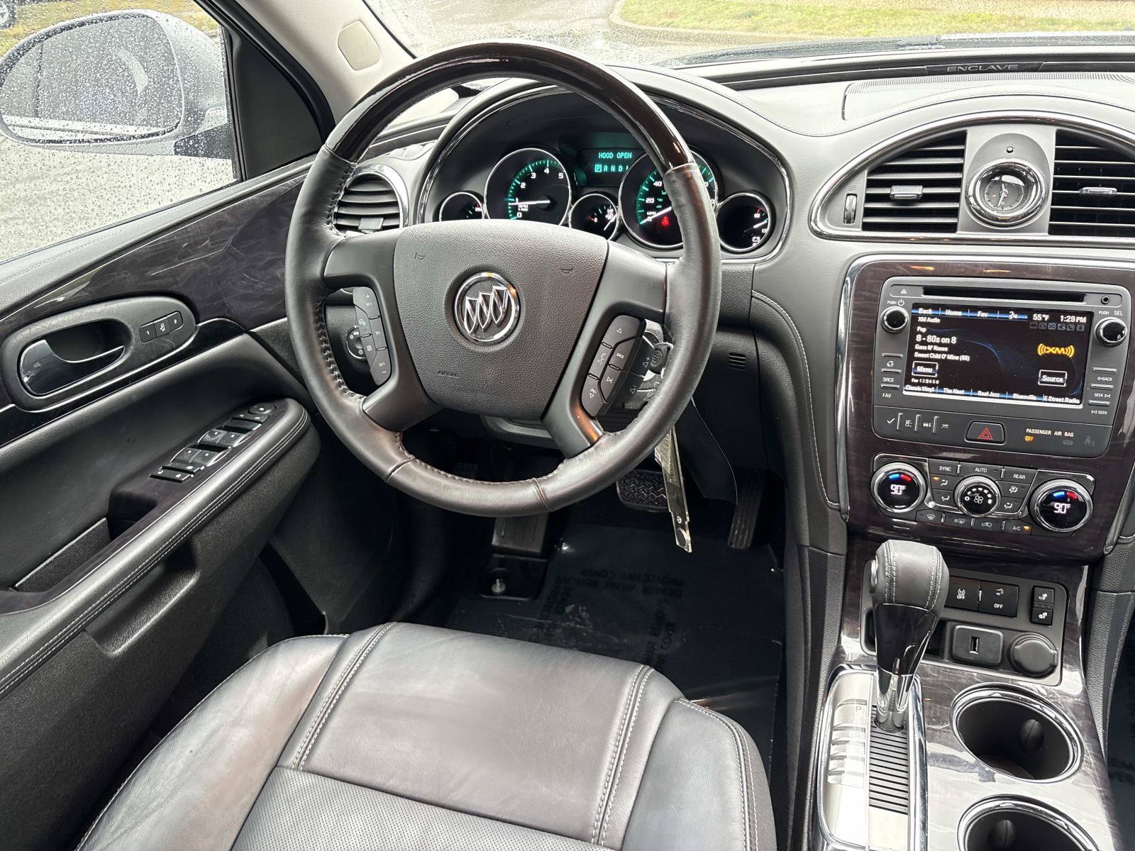 Used 2017 Buick Enclave Leather FWD image 26