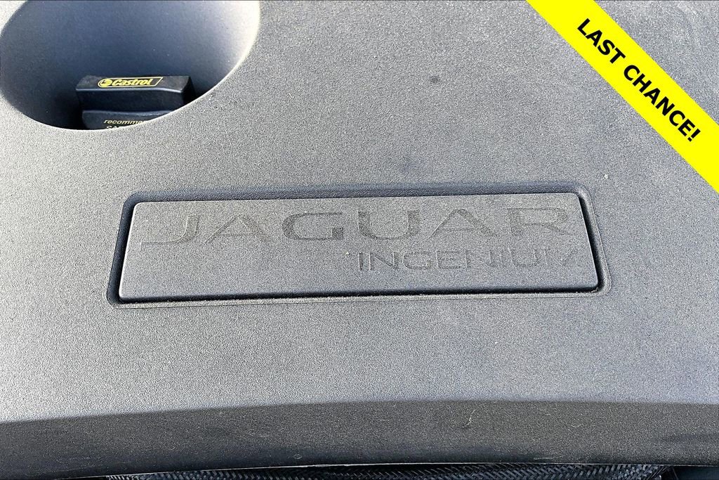 Used 2025 Jaguar F-PACE R-Dynamic S image 34