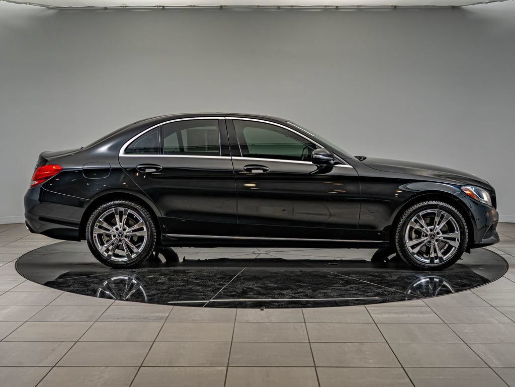 Used 2018 Mercedes-Benz C 300 4MATIC Sedan image 4