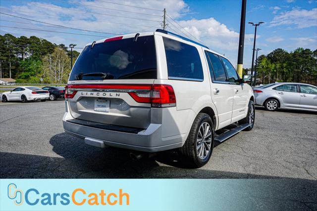 Used 2016 Lincoln Navigator Select image 15