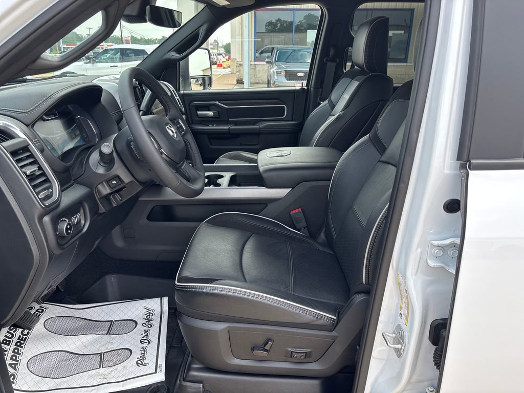 Used 2025 RAM 2500 Laramie w/ Night Edition AWD/4WD image 9