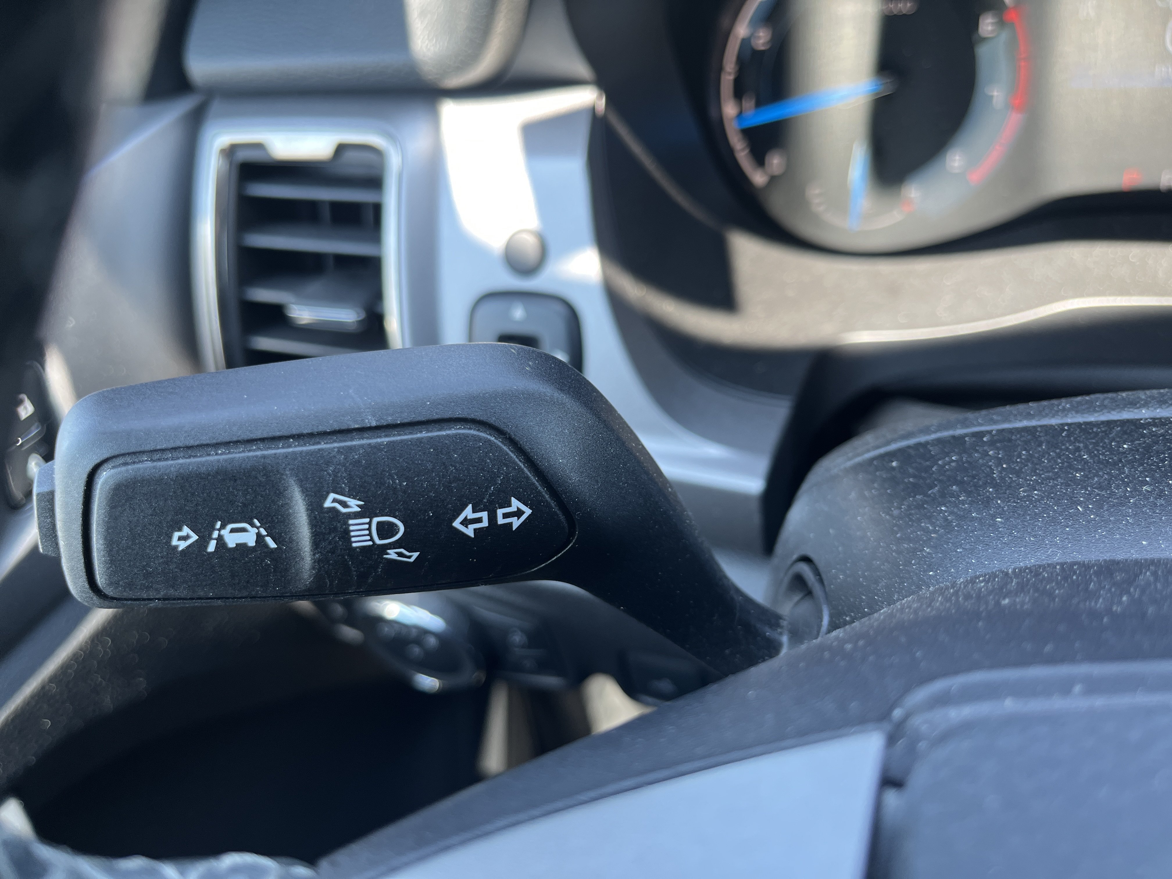 Used 2022 Ford Ranger XLT w/ Equipment Group 302A High AWD/4WD image 25