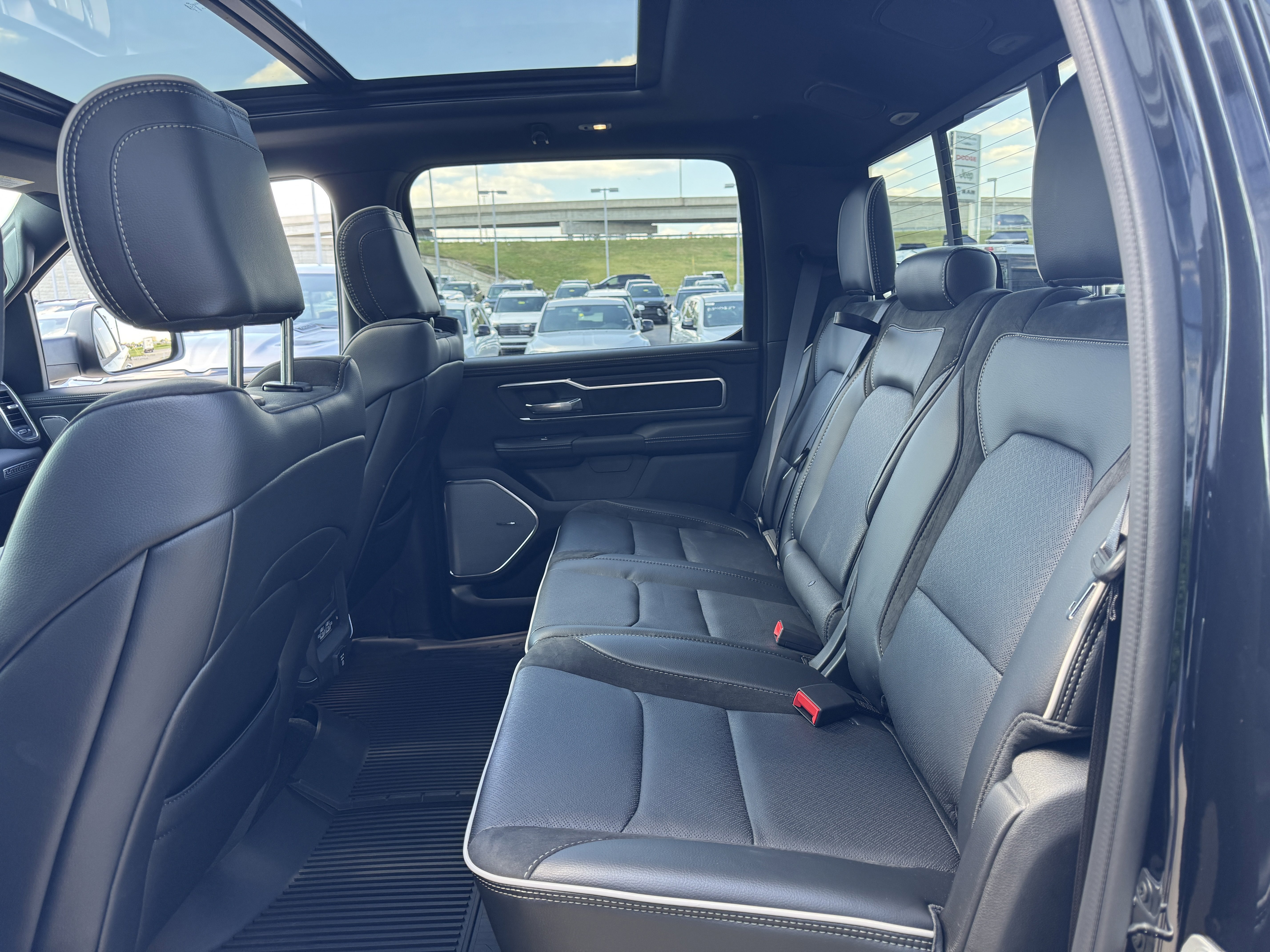 New 2026 RAM 1500 Laramie w/ Night Edition image 31